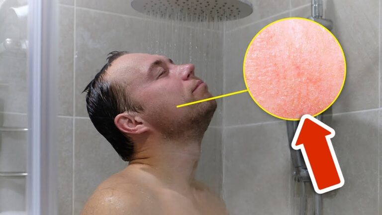 Scopri 5 motivi per cui non dovresti lavarti il viso sotto la doccia!