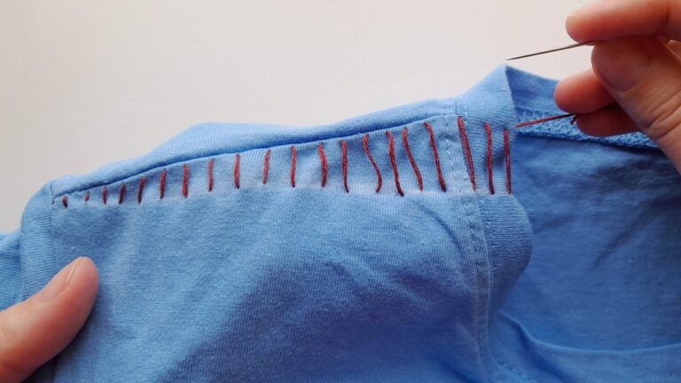 9 trucchi per trasformare le tue T-Shirt in pezzi unici e originali!
