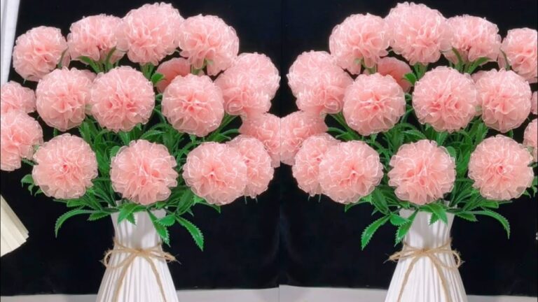 Crea 5 fiori di stoffa con nastri: idee facili per decorazioni uniche!